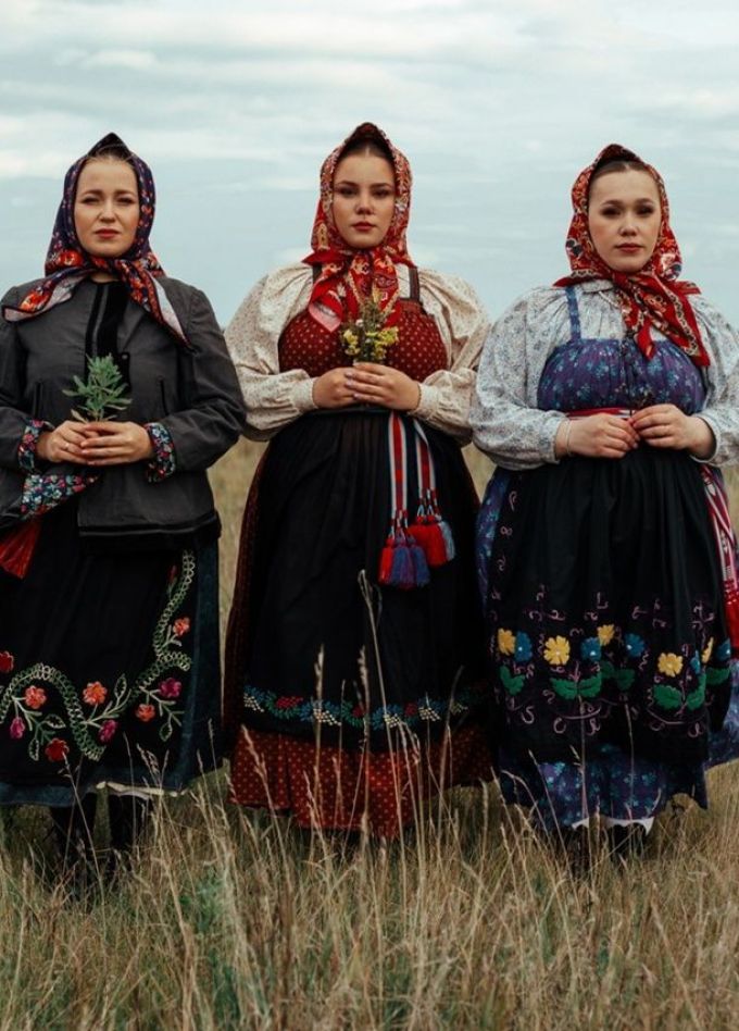 Ансамбль «Цветень» и хороводы России