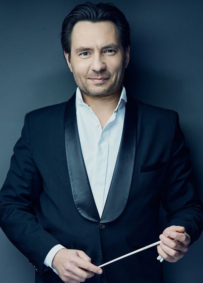 ТФО. Дирижёр Михаил Татарников