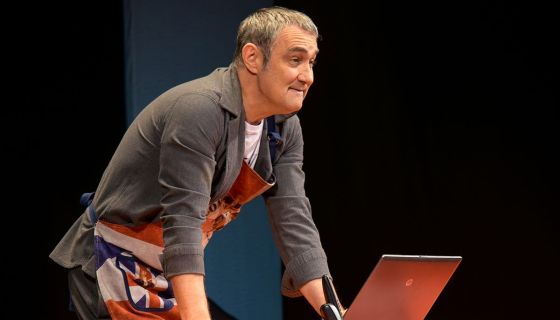 Спектакль «У каждого свои недостатки»