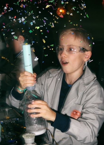 Шоу «Научный Новый Год»