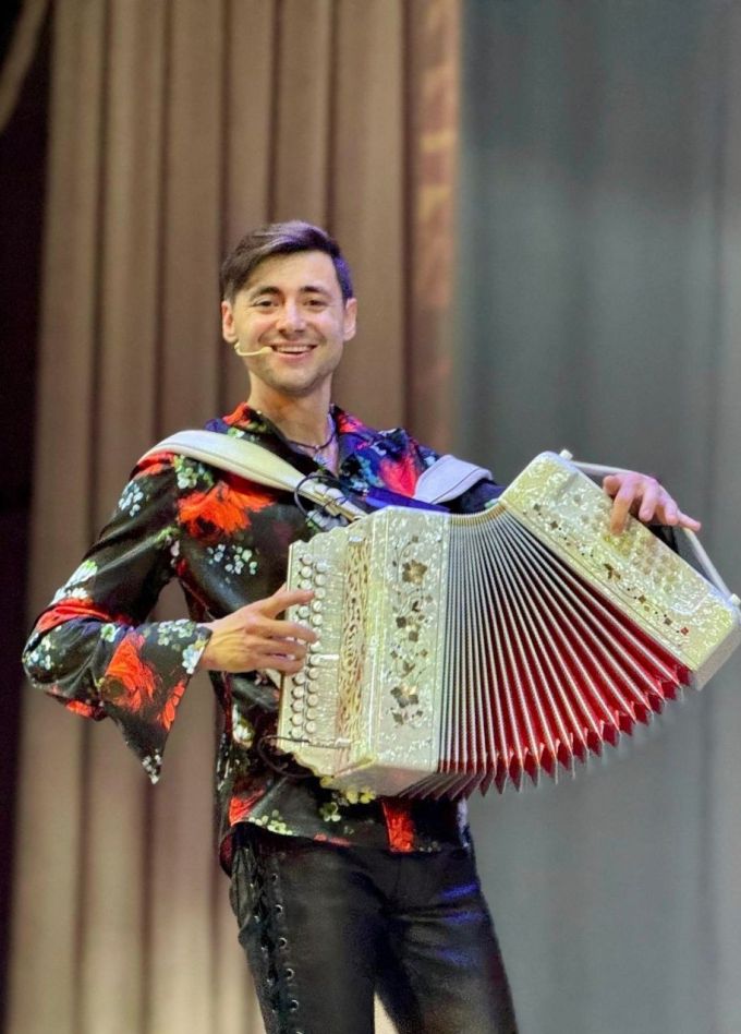 Дмитрий Иващенко