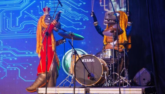 Шоу «Звёзды Юрского периода»