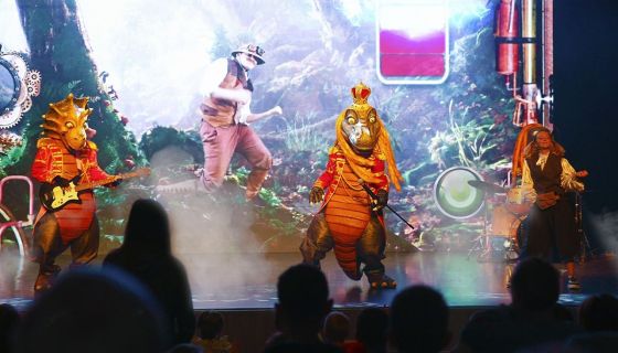 Шоу «Звёзды Юрского периода»