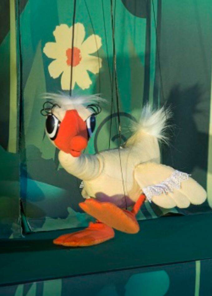 Озорной гусёнок