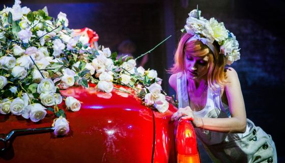 Мюзикл «Восемь женщин»