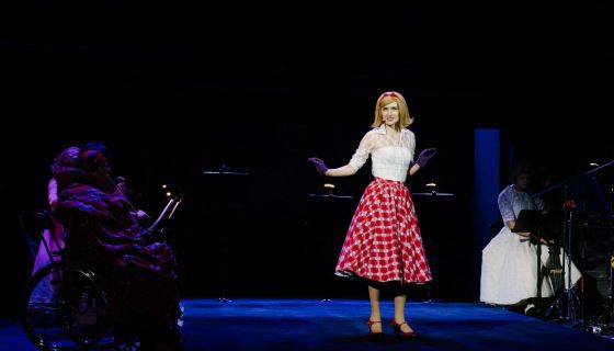 Мюзикл «Восемь женщин»