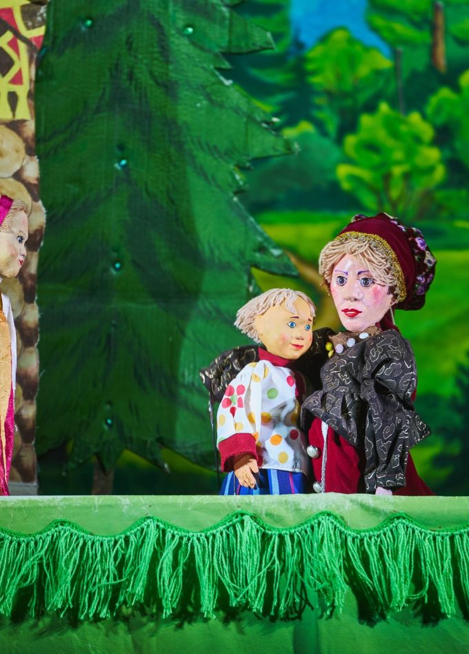 Гуси-Лебеди