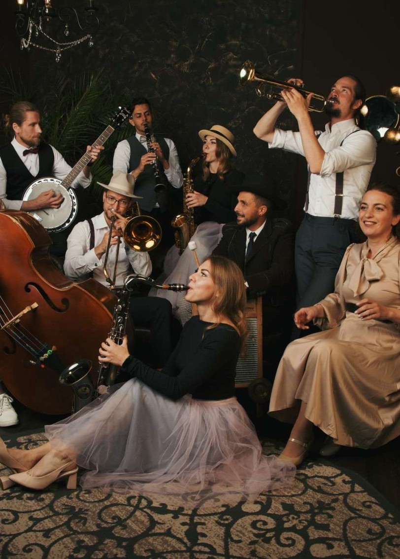 Kickin’ Jass Orchestra. Диксиленд